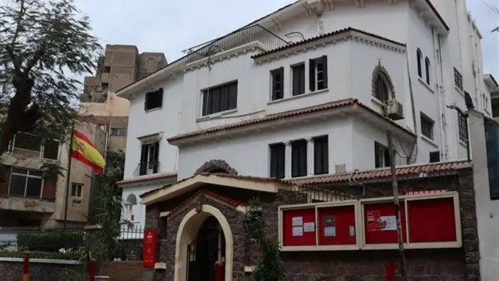 “رائدات الفن