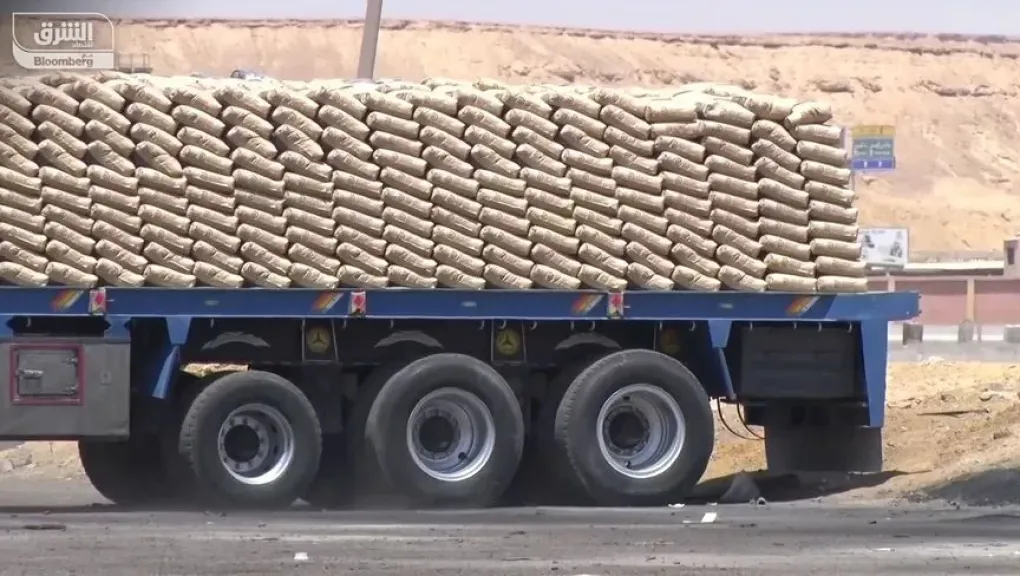 مصر تعلق خفض إنتاج الأسمنت شهرين بعد قفزة في أسعاره
