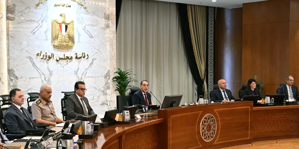 ”مدبولي”: اليوم.. الاجتماع الأول لـ”لجنة أزمات” متابعة تداعيات العمليات العسكرية الإيرانية ـ الاسرائيلية