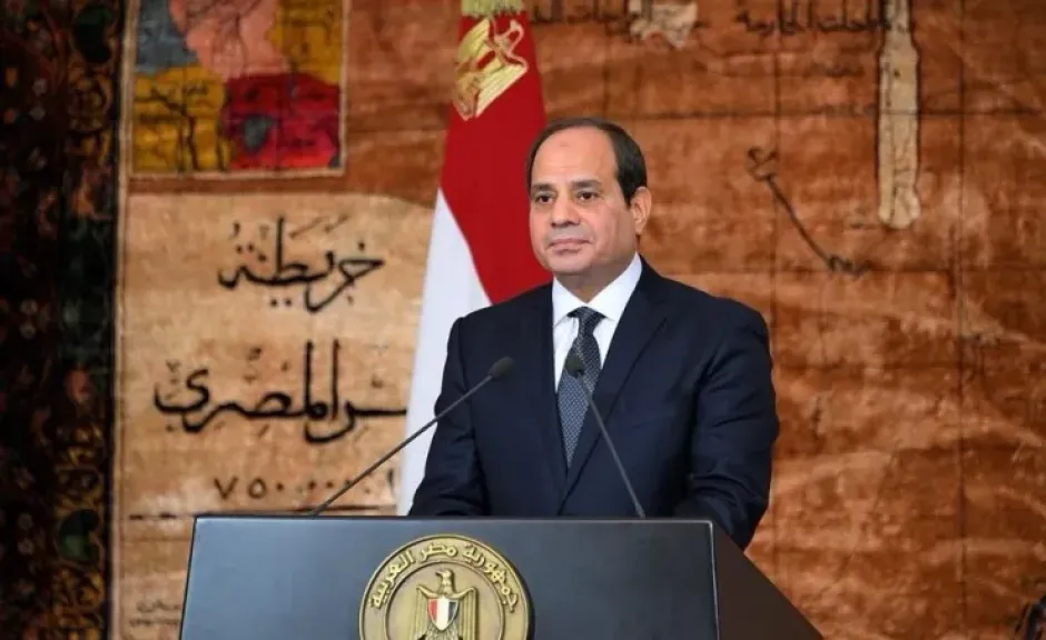 السيسي يبحث رئيس الوزراء السوداني التعاون لإعادة الإعمار في السودان
