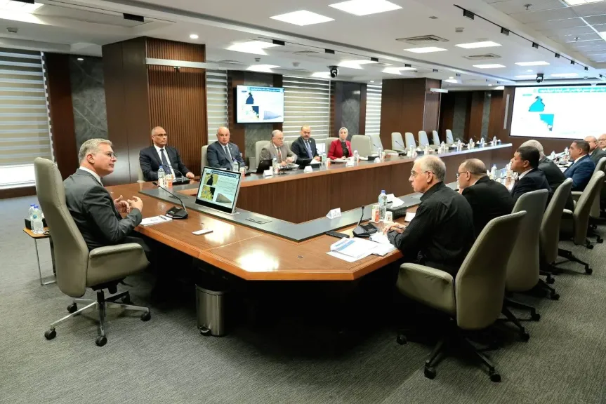 وزير البترول يتابع الموقف التنفيذي لمشروع مجمع شركة البحر الأحمر الوطنية للبتروكيماويات