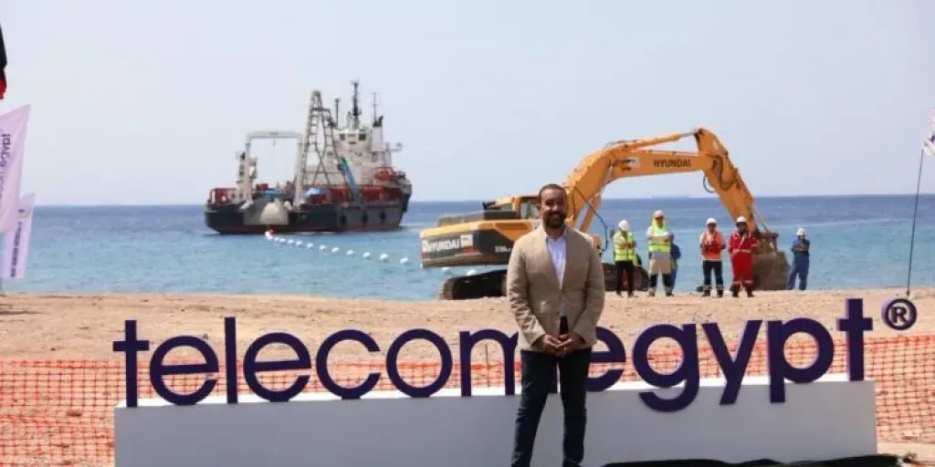 المصرية للاتصالات تعلن الانتهاء من ربط مصر والأردن من خلال الكابل البحري عالي السعة “كورال بريدج”