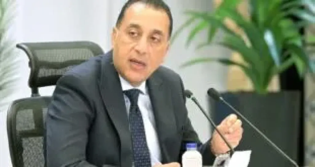 مدبولي يصدر قرارًا بتعيين إسلام عزام، رئيسًا لمجلس إدارة البورصة