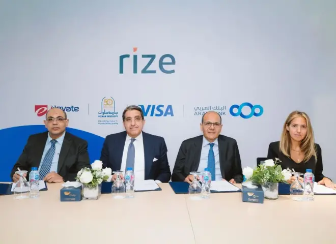 “eNovate” تطلق أول منتج مصرفي مخصص لطلبة الجامعات بالتعاون مع Visa والبنك العربي