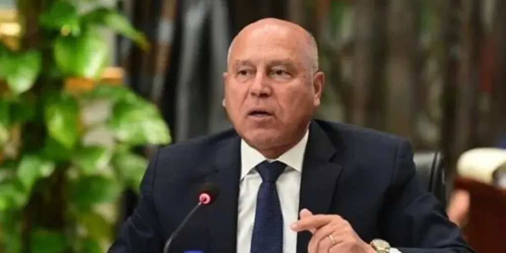 كامل الوزير: إنشاء أكبر مزرعة نخيل في العالم بسعة 2.3 مليون نخلة في توشكى والعوينات