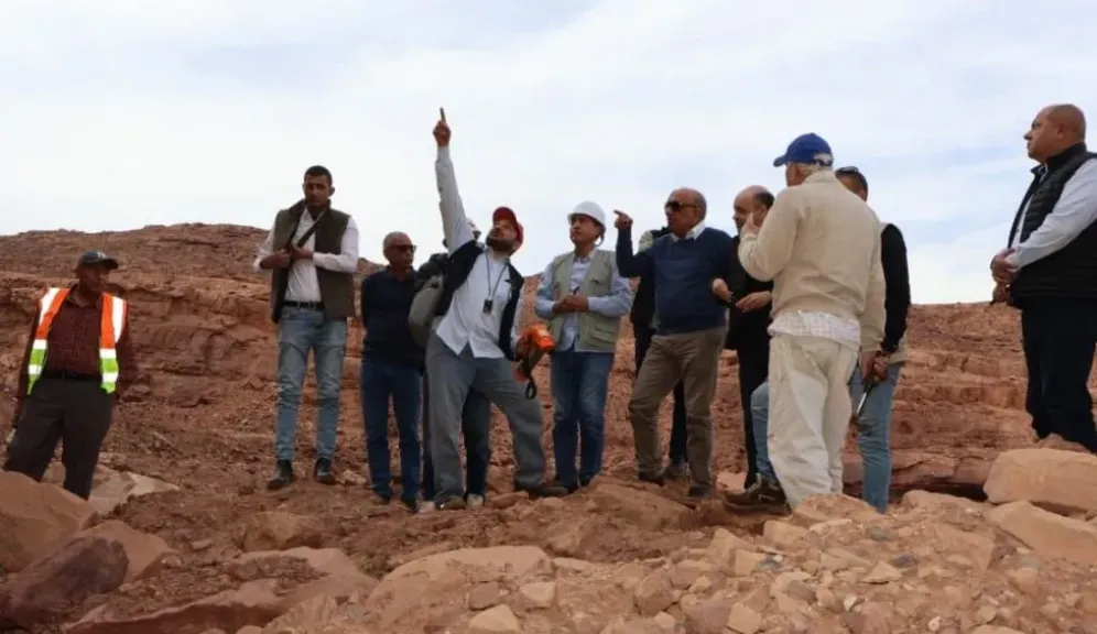 وزير الكهرباء: استراتيجية مهمة في المركز الحقلي بأبو زنيمة لاستكشاف وتقييم وتعدين الخامات الأرضية