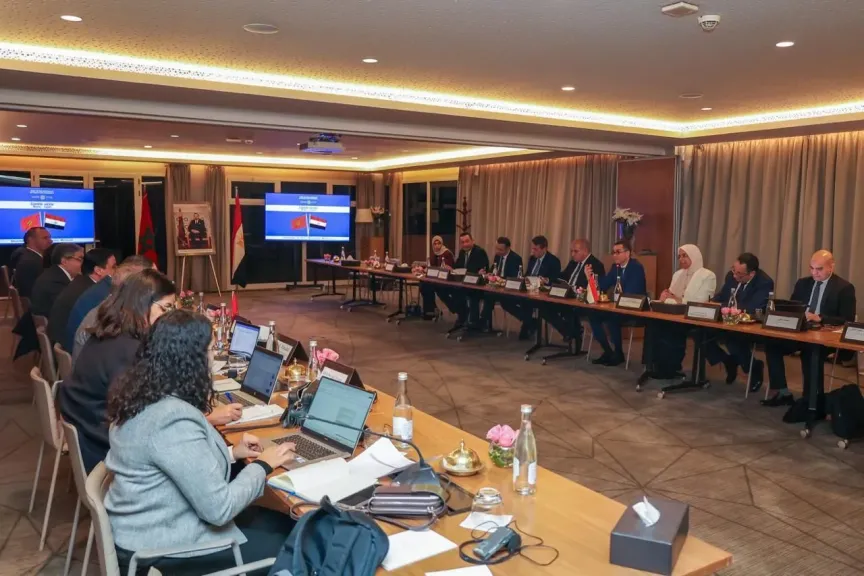 وزير الاستثمار والتجارة الخارجية ونظيره المغربي يترأسان اجتماعات الدورة الخامسة للجنة التجارية