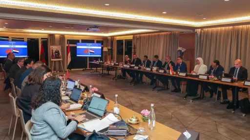 وزير الاستثمار والتجارة الخارجية ونظيره المغربي يترأسان اجتماعات الدورة الخامسة للجنة التجارية