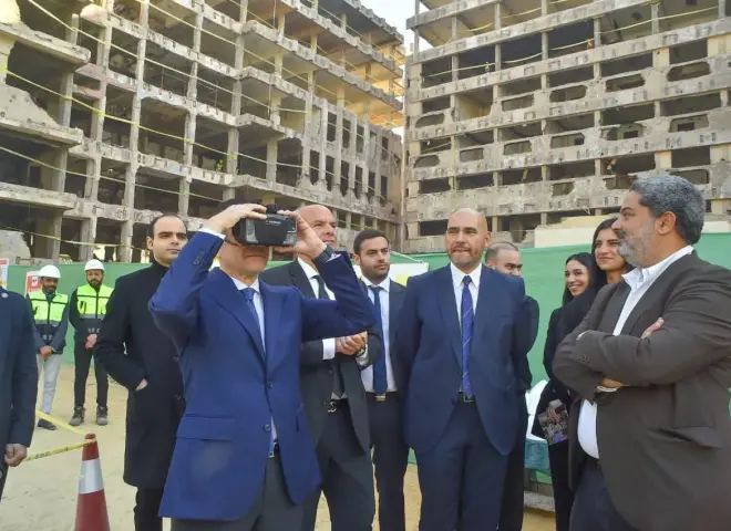 وزير الاستثمار والتجارة الخارجيه يتفقد مشروع تطوير مبني وزارة الداخلية ب ” لاظوغلي”