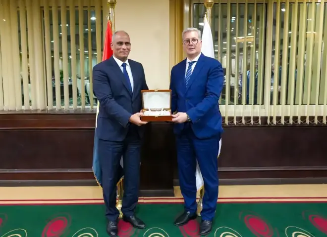 وزير البترول والثروة المعدنية يُكرم المهندس إبراهيم مكي بمناسبة انتهاء فترة عمله رئيسًا للقابضة للبتروكيماويات