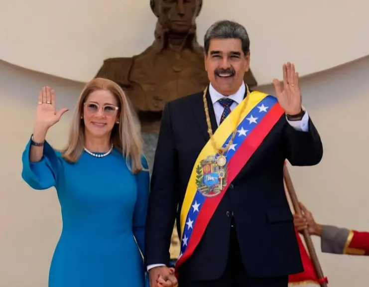 ترامب يعلن اعتقال الرئيس الفنزويلي نيكولاس مادورو وزوجته ونقلهما خارج البلاد