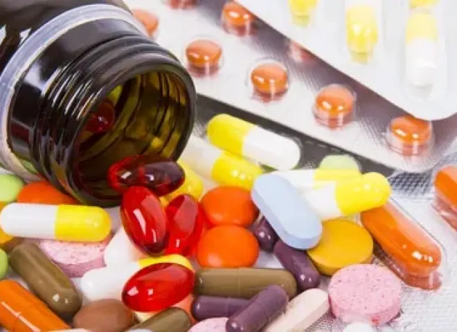 «هيئة الدواء» تتلقى 10 طلبات أجنبية وعربية لإنشاء مصانع أدوية فى مصر