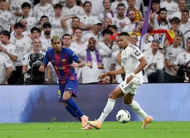 برشلونة يصطدم بريال مدريد في خامس كلاسيكو على أراضي السعودية