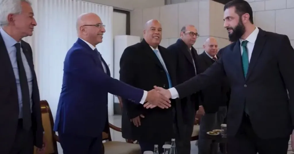 الشرع يدعو الشركات المصرية للانخراط في مشاريع إعادة إعمار سوريا