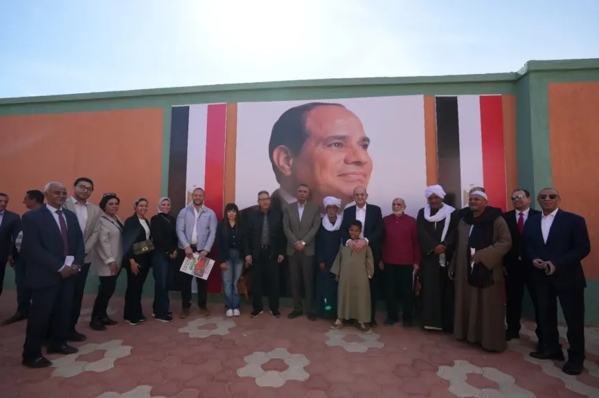 البنك الأهلي المصري يسلم عددا من البيوت والمشروعات الصغيرة للمستفيدين بمحافظة أسوان