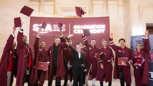 البنك الأهلي الكويتي – مصر وأكاديمية السويدي الفنية يحتفلان بتخريج دفعة جديدة من الطلاب