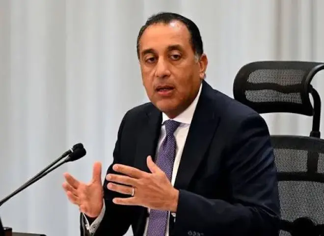 الخميس 29 يناير الجاري إجازة رسمية بمناسبة عيد ثورة 25 يناير وعيد الشرطة