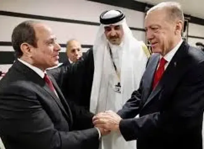 السيسي يستقبل الرئيس التركي بالقاهرة لتعزيز العلاقات السياسية والاقتصادية