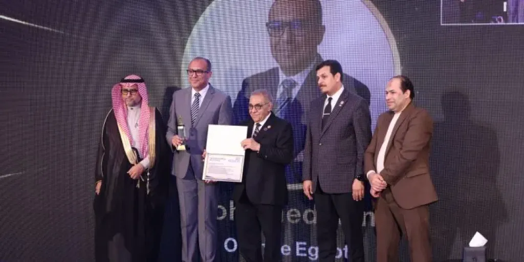 مدبولي يبحث مع نائبه للشئون الاقتصادية خطة هيكلة الهيئات الاقتصادية والشركات المملوكة للدولة