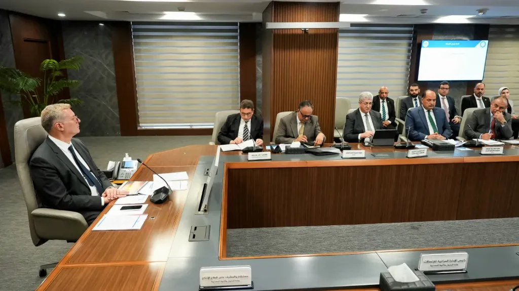 وزير البترول والثروة المعدنية يشيد بنتائج أعمال شركة خدمات البترول البحرية لعام 2025