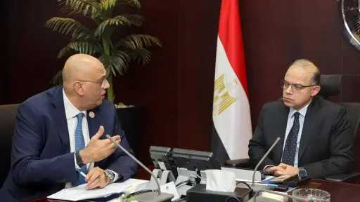 وزير الاستثمار والتجارة الخارجية يلتقي الرئيس التنفيذي لجهاز تنمية المشروعات لبحث تعزيز دعم ريادة الأعمال