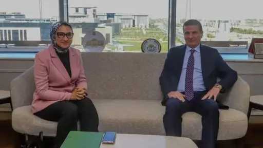 وزير الزراعة يبحث مع محافظ الوادي الجديد سبل تعزيز التنمية الزراعية الشاملة