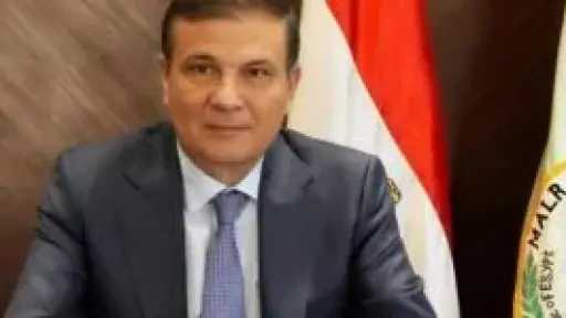 وزير الزراعة يصدر حزمة إجراءات ”مشددة” لترشيد الإنفاق واستهلاك الطاقة في جميع قطاعات الوزارة