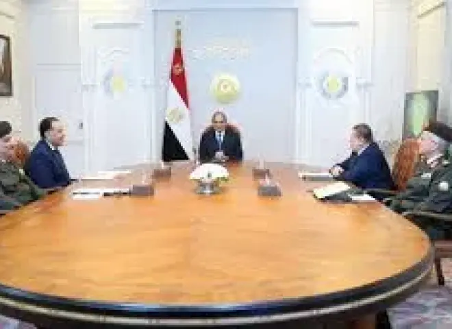 السيسى يبحث مع مدبولى ومحافظ المركزي تخفيض مُعدلات التضخم وزيادة التدفقات الدولارية