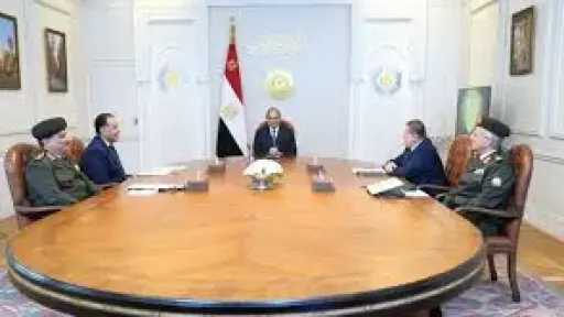 السيسى يبحث مع مدبولى ومحافظ المركزي تخفيض مُعدلات التضخم وزيادة التدفقات الدولارية