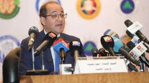 مصر تخفض مستهدفها لعجز الموازنة الكلي إلى 6.1%