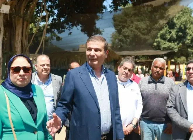 وزير الزراعة يقرر مد معرض الزهور بالدقي لنهاية مايو مع إعفاء العارضين من الرسوم