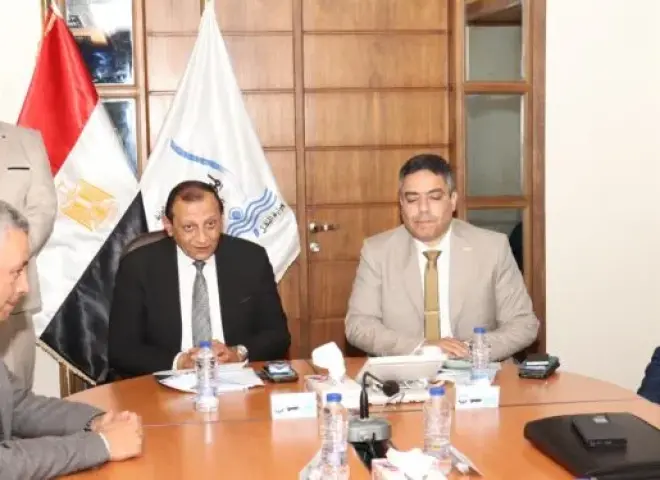 “موانئ البحر الأحمر” توقع عقد توريد 4 قاطرات و3 لنشات مع “التمساح لبناء السفن”