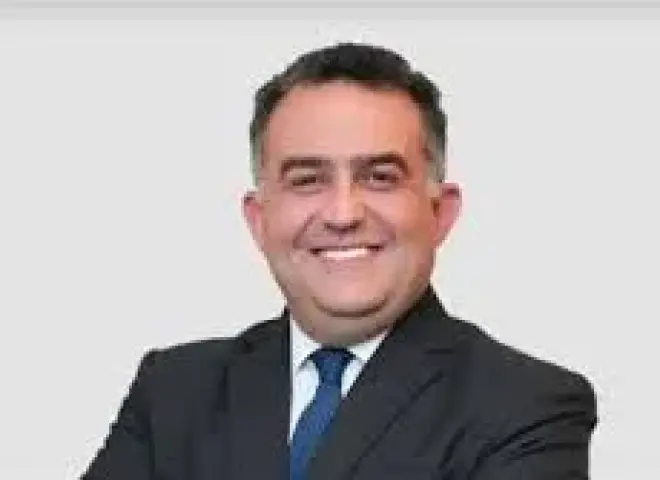 عمر صادق رئيسًا لمجلس إدارة البورصة المصرية لمدة عام