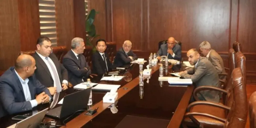 وزارة الكهرباء تتابع تنفيذ مشروعات طاقة متجددة بقدرة 1500 ميجاوات مع شركة AMEA POWER