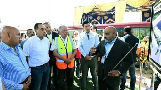 رئيس الوزراء يتفقد مجمع ألستوم الصناعي بمدينة برج العرب الجديدة