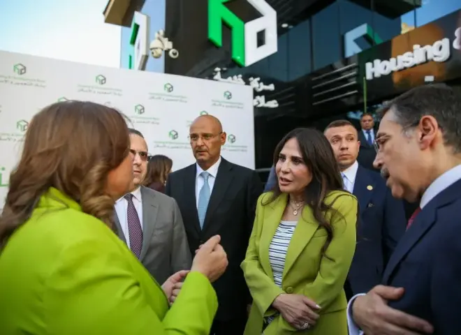 وزيرة الإسكان تفتتح مركز الإسكان المتخصص التابع لبنك التعمير والإسكان بمدينة القاهرة الجديدة