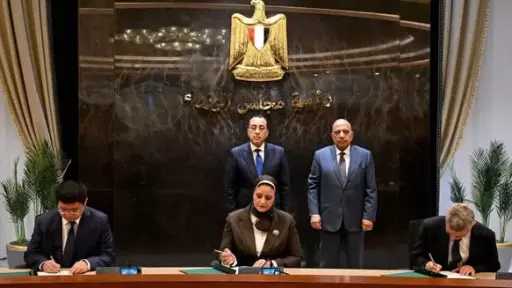 إقامة مشروع طاقة رياح بقدرة 2000 ميجاوات بالجنيه المصرى فى منطقة خليج السويس