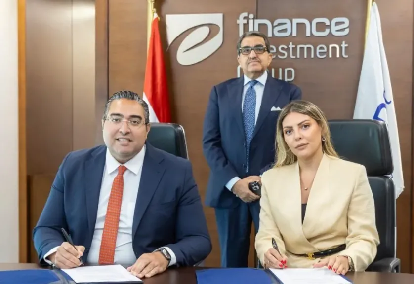 إي أسواق مصر توقع شراكة استراتيجية مع جرين مي ليمتد لتسريع وتيرة التمويل الأخضر والتحول نحو الطاقة المتجددة المستدامة
