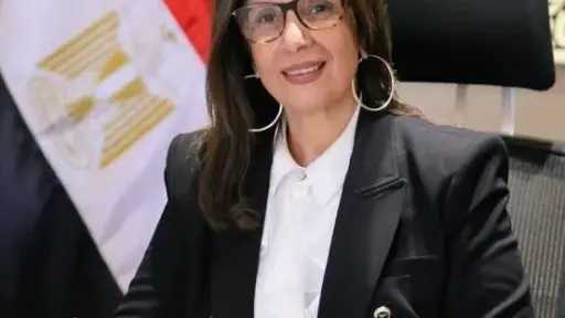 وزيرة الثقافة تتقدم باستقالتها لرئيس مجلس الوزراء