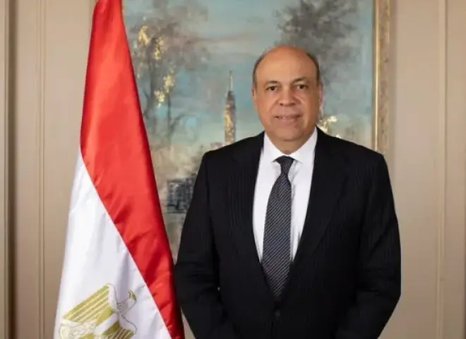 وزير الطيران المدني يعقد سلسلة اجتماعات لمتابعة اللمسات النهائية لبرنامج طرح إدارة وتشغيل مطار الغردقة الدولي