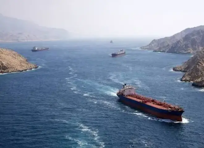 إيران وعُمان تنهيان محادثات مضيق هرمز دون تحقيق تقدم ملموس