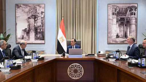 رئيس الوزراء يستعرض ملامح الحزمة الثانية من التسهيلات الضريبية