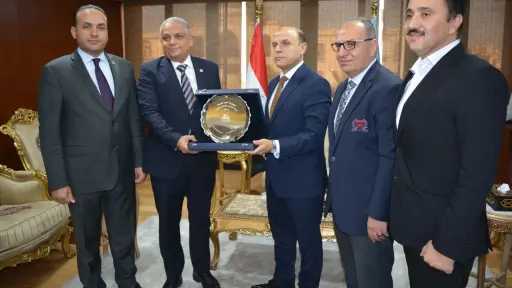 محافظ الغربية يبحث مع ئيس شركة «غاز مصر» آليات الإسراع في تنفيذ مشروعات توصيل الغاز