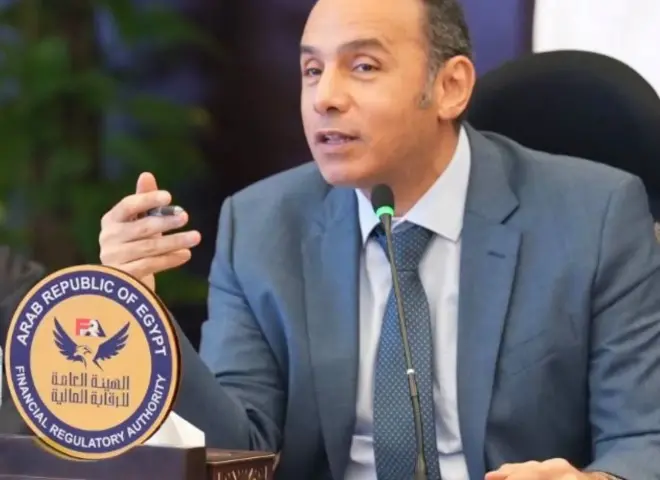 ”الرقابة المالية” برئاسة د. إسلام عزام تقرر تخفيض مقابل الخدمات للأوراق المالية الداعمة للتنمية المستدامة