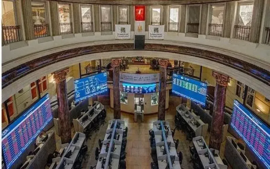 مصر تتجه لرفع سقف الأسهم المتاحة للبيع على المكشوف إلى 40%