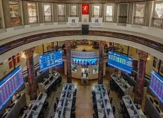 مصر تتجه لرفع سقف الأسهم المتاحة للبيع على المكشوف إلى 40%
