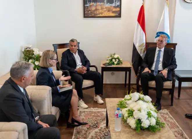 وزير البترول يبحث مع «فيلوكس» الأسترالية فرص الاستثمار في قطاع التعدين بمصر