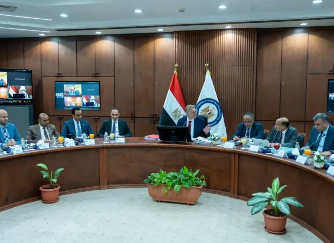 مصر للبترول تتجاوز 230 مليار جنيه إيرادات وتبيع 8 ملايين طن خلال 2025/2026