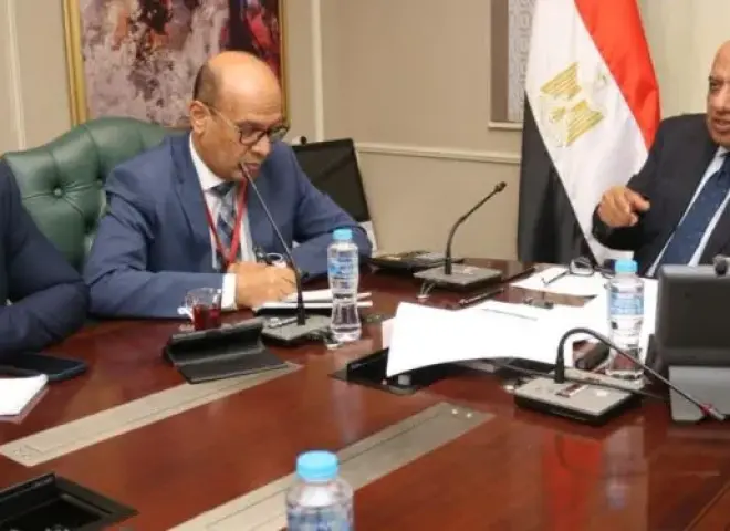 وزير الكهرباء يتابع مع روساتوم تطوير مجمع متكامل لتحلية مياه البحر بـ”الضبعة النووية”
