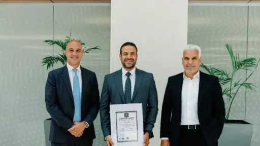 مجموعة إي اف چي القابضة تحصل على شهادة ISO 14001 تقديراً لالتزام الشركة بمعايير الإدارة البيئية والاستدامة